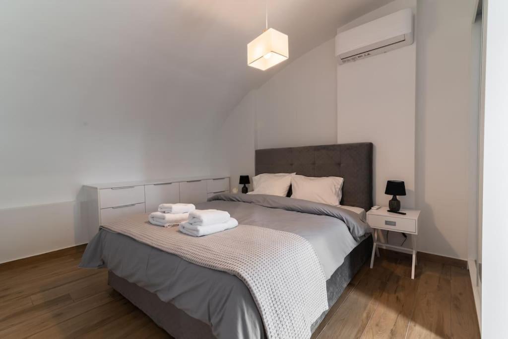 Apartment μεζονέτα με θέα στο πάρκο σταύρος νιάρχος One Athens