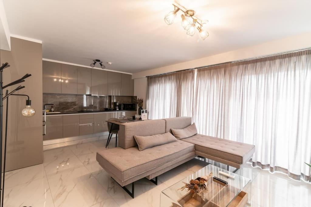 Apartment μεζονέτα με θέα στο πάρκο σταύρος νιάρχος One *