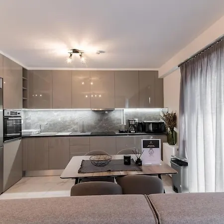 Μεζονέτα Με Θέα Στο Πάρκο Σταύρος Νιάρχος One Apartment Athens Exterior photo