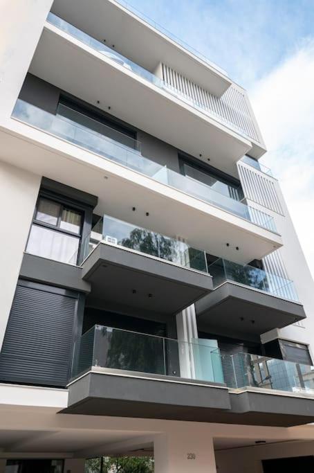 Apartment μεζονέτα με θέα στο πάρκο σταύρος νιάρχος One